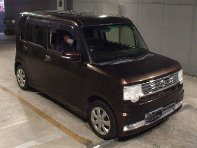TOYOTA PIXIS SPACE