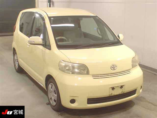 TOYOTA PORTE