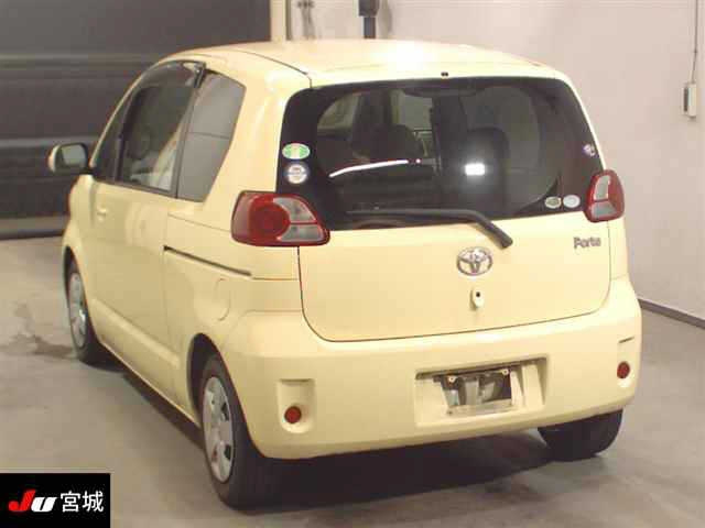 TOYOTA PORTE