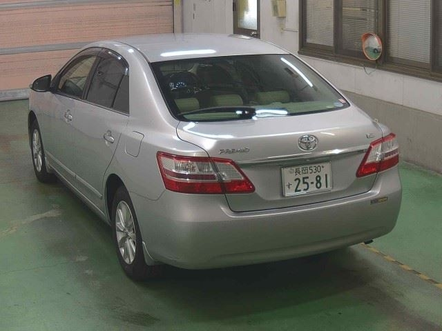 TOYOTA PREMIO