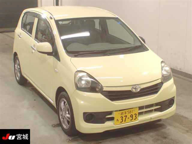 TOYOTA PIXIS EPOCH
