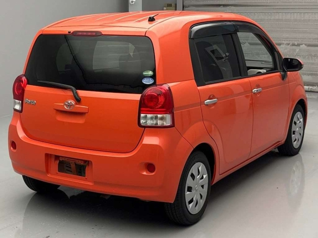 TOYOTA PORTE