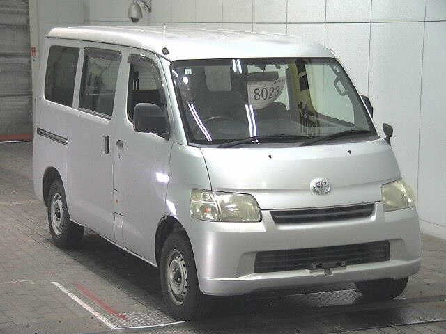 TOYOTA TOWN ACE VAN
