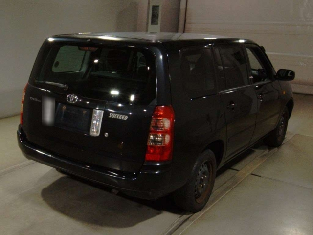 TOYOTA SUCCEED