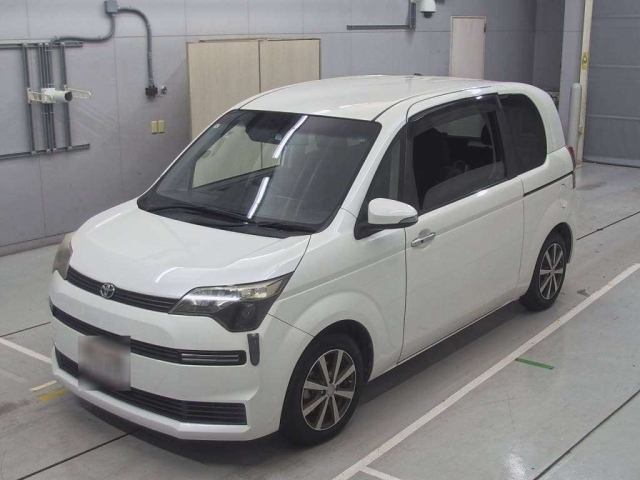 TOYOTA SPADE