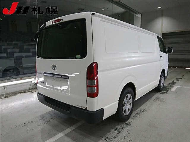 TOYOTA REGIUS ACE VAN