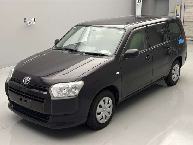 TOYOTA SUCCEED