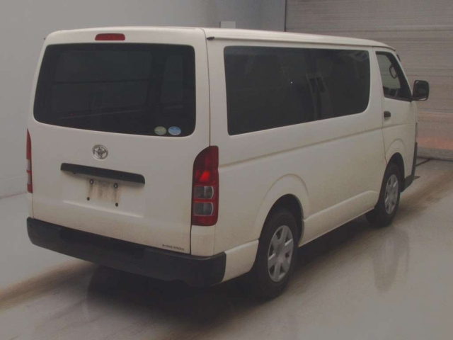 TOYOTA REGIUS ACE VAN