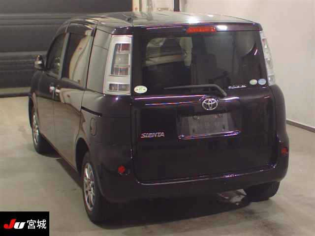 TOYOTA SIENTA
