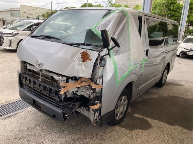 TOYOTA REGIUS ACE VAN