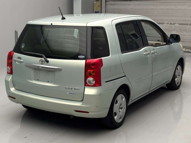 TOYOTA RAUM