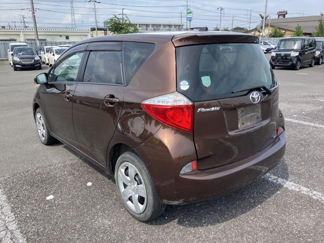 TOYOTA RACTIS