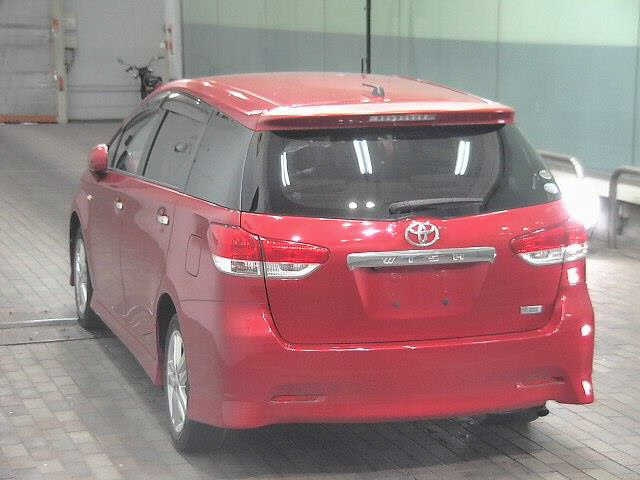 TOYOTA WISH