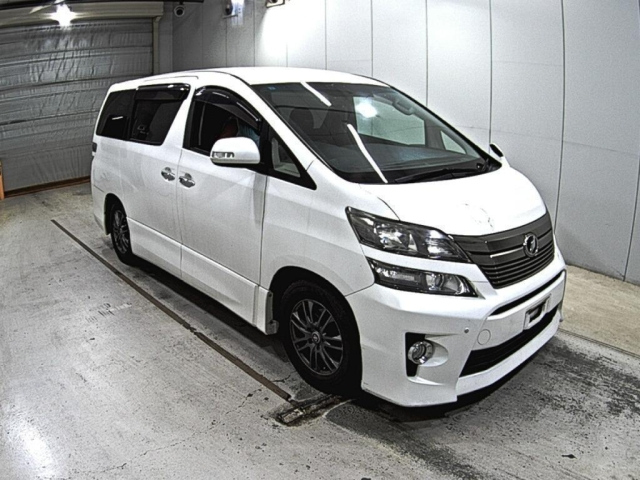 TOYOTA VELLFIRE