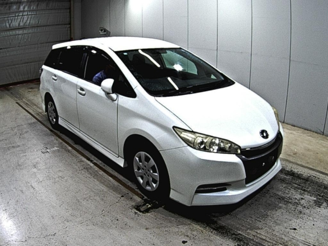 TOYOTA WISH