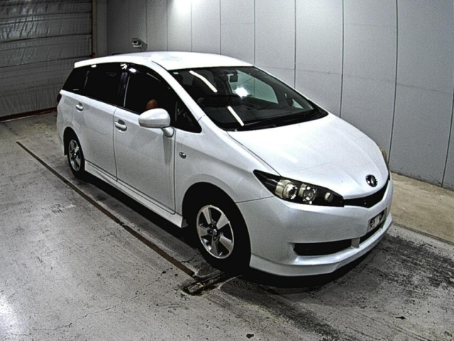 TOYOTA WISH