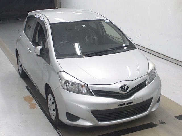 TOYOTA VITZ