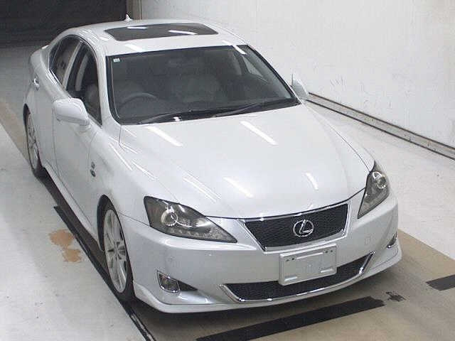 LEXUS IS
