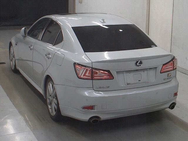 LEXUS IS