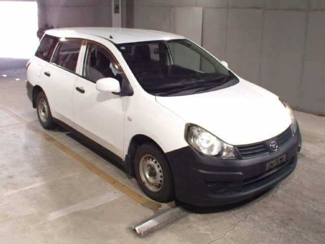 NISSAN AD