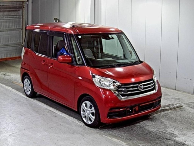 NISSAN DAYZ ROOX
