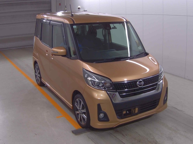 NISSAN DAYZ ROOX