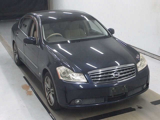 NISSAN FUGA