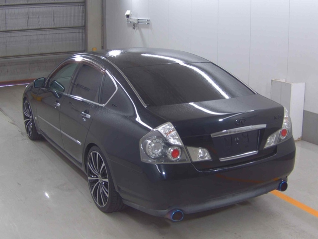 NISSAN FUGA