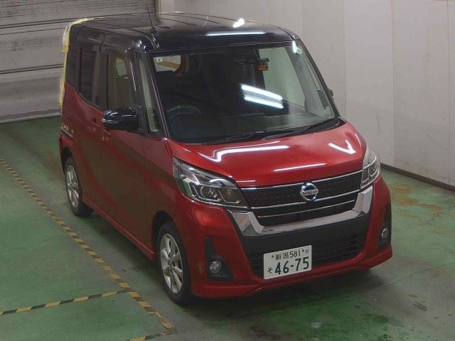 NISSAN DAYZ ROOX