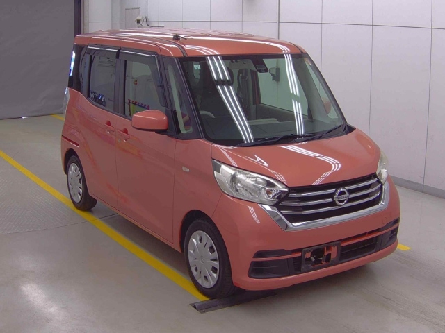 NISSAN DAYZ ROOX