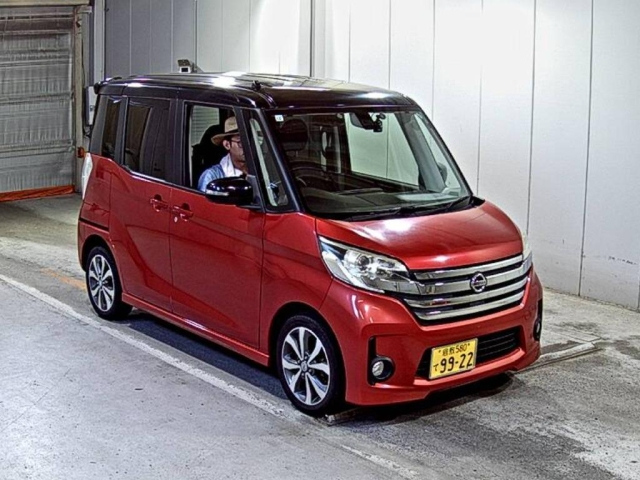 NISSAN DAYZ ROOX