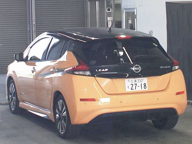 NISSAN LEAF