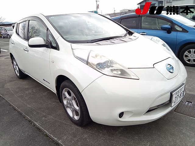 NISSAN LEAF