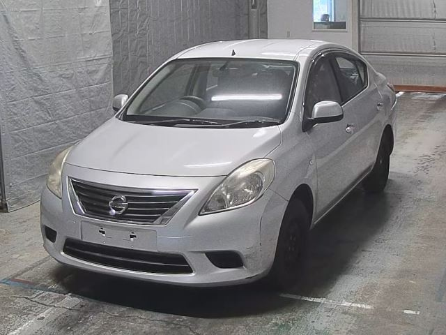 NISSAN LATIO