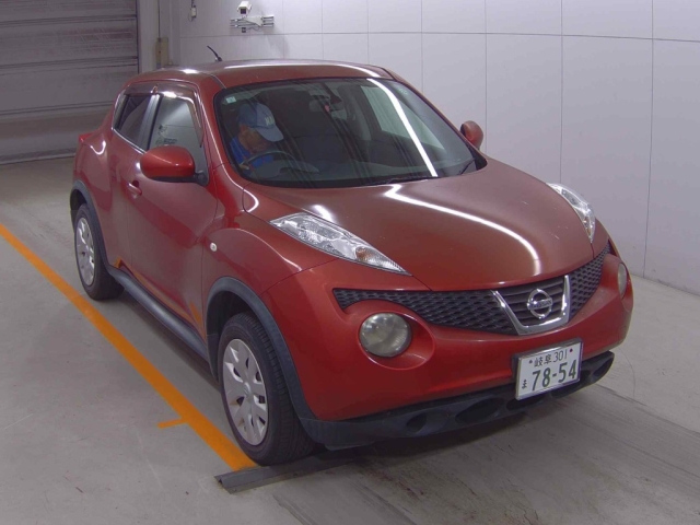 NISSAN JUKE