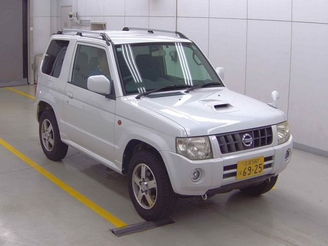 NISSAN KIX