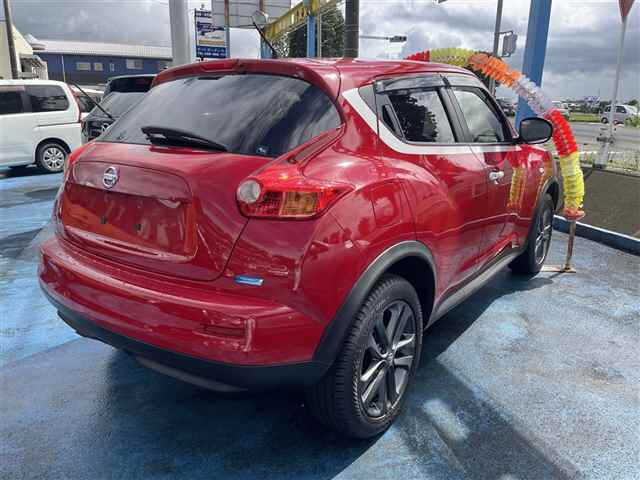 NISSAN JUKE