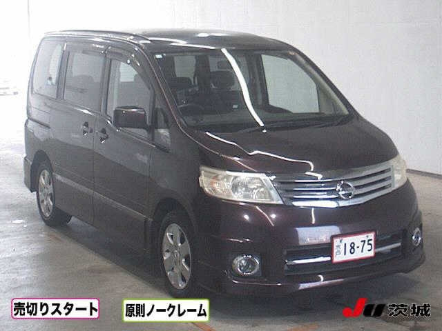 NISSAN SERENA