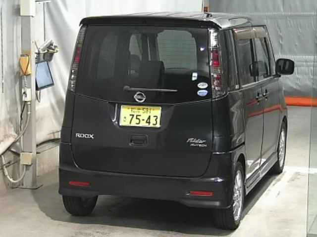 NISSAN ROOX