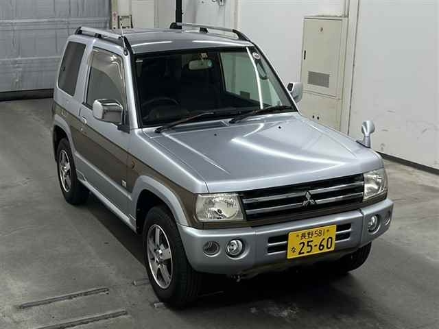 MITSUBISHI PAJERO MINI
