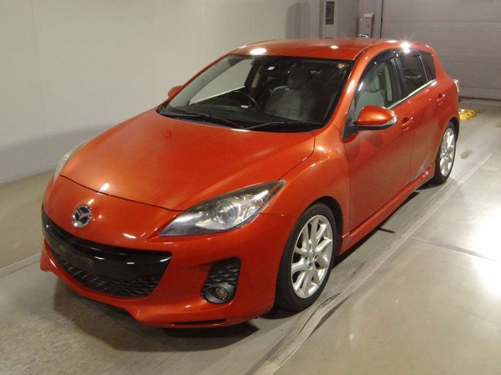 MAZDA AXELA