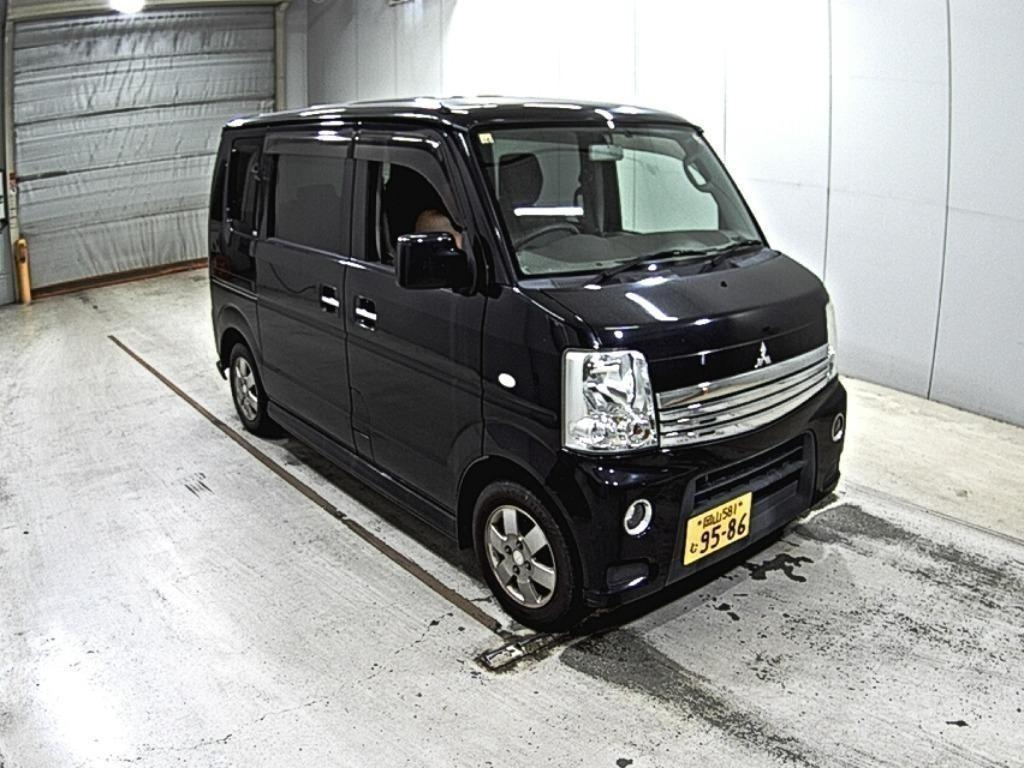 MITSUBISHI TOWNBOX