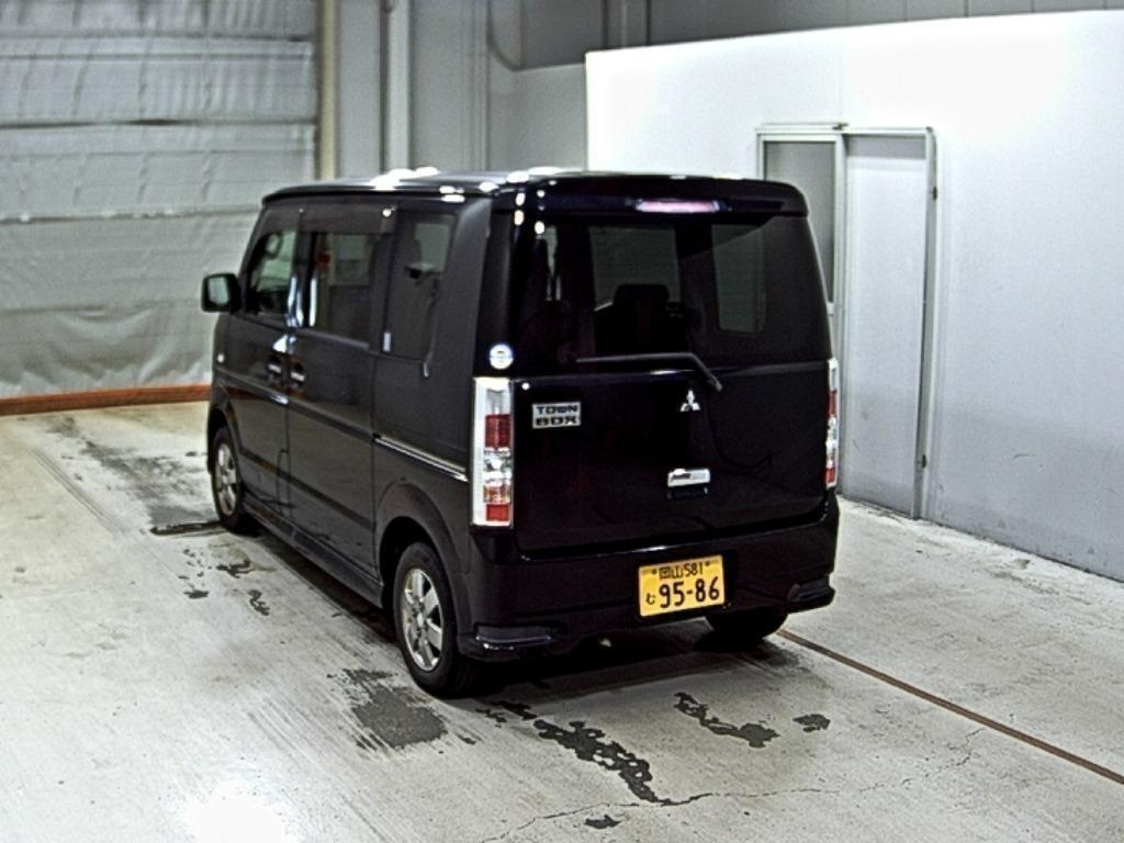 MITSUBISHI TOWNBOX