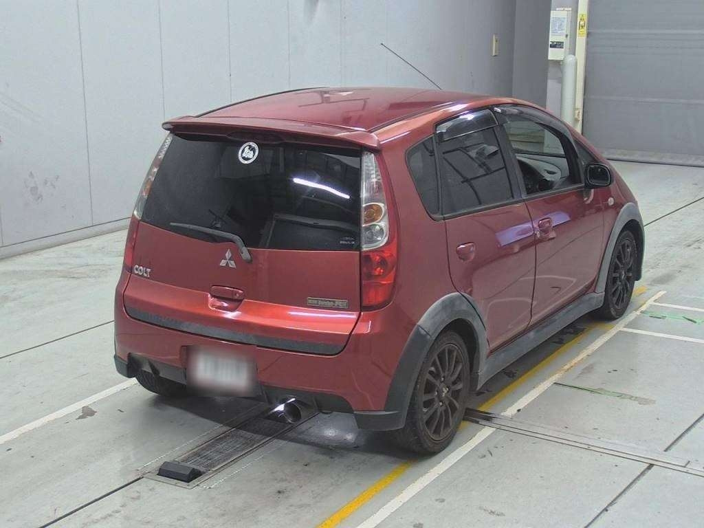 MITSUBISHI COLT