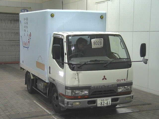 MITSUBISHI CANTER