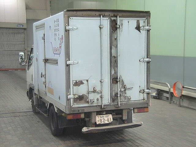 MITSUBISHI CANTER