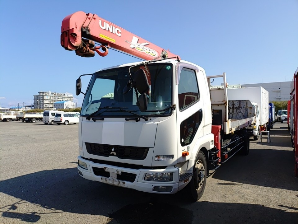 MITSUBISHI FUSO FIGHTER