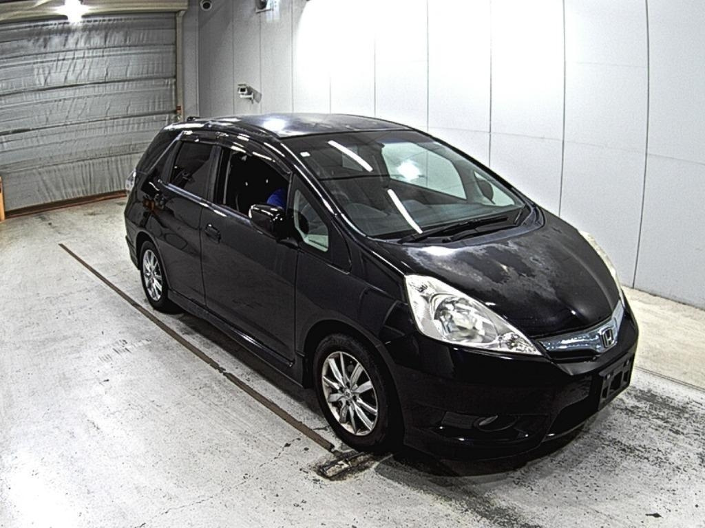 HONDA FIT SHUTTLE