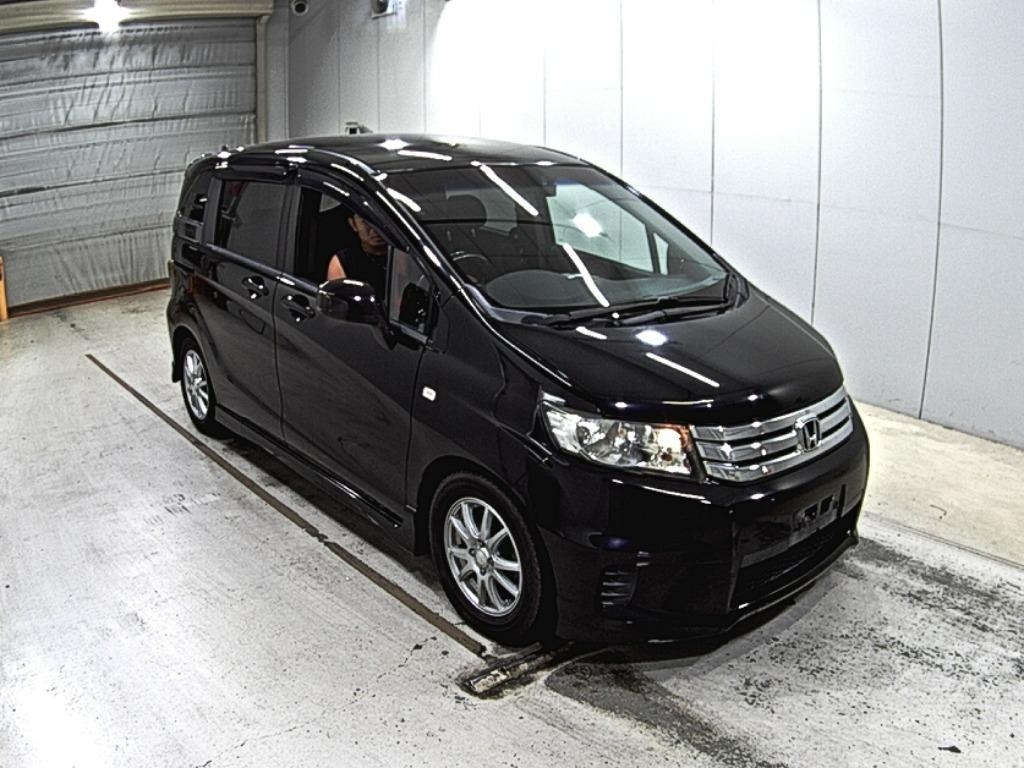 HONDA FREED
