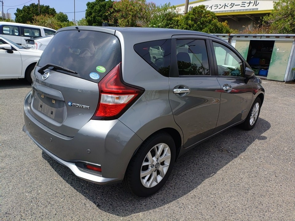 NISSAN NOTE